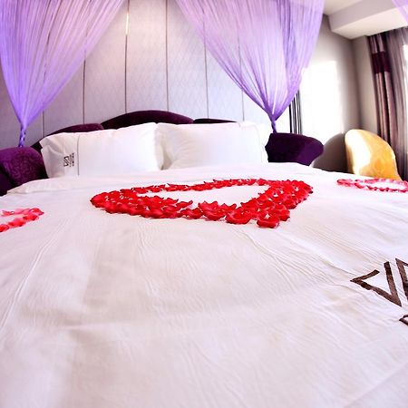Dunhuang Isiting Hotel エクステリア 写真