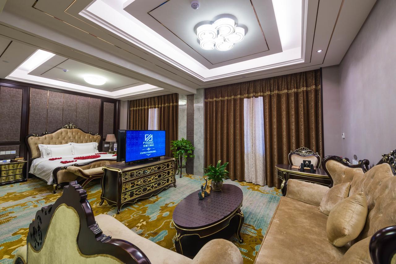 Dunhuang Isiting Hotel エクステリア 写真