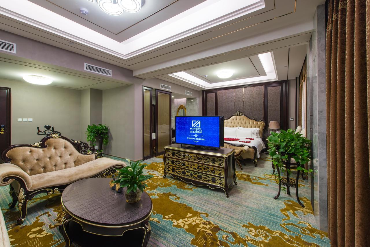 Dunhuang Isiting Hotel エクステリア 写真