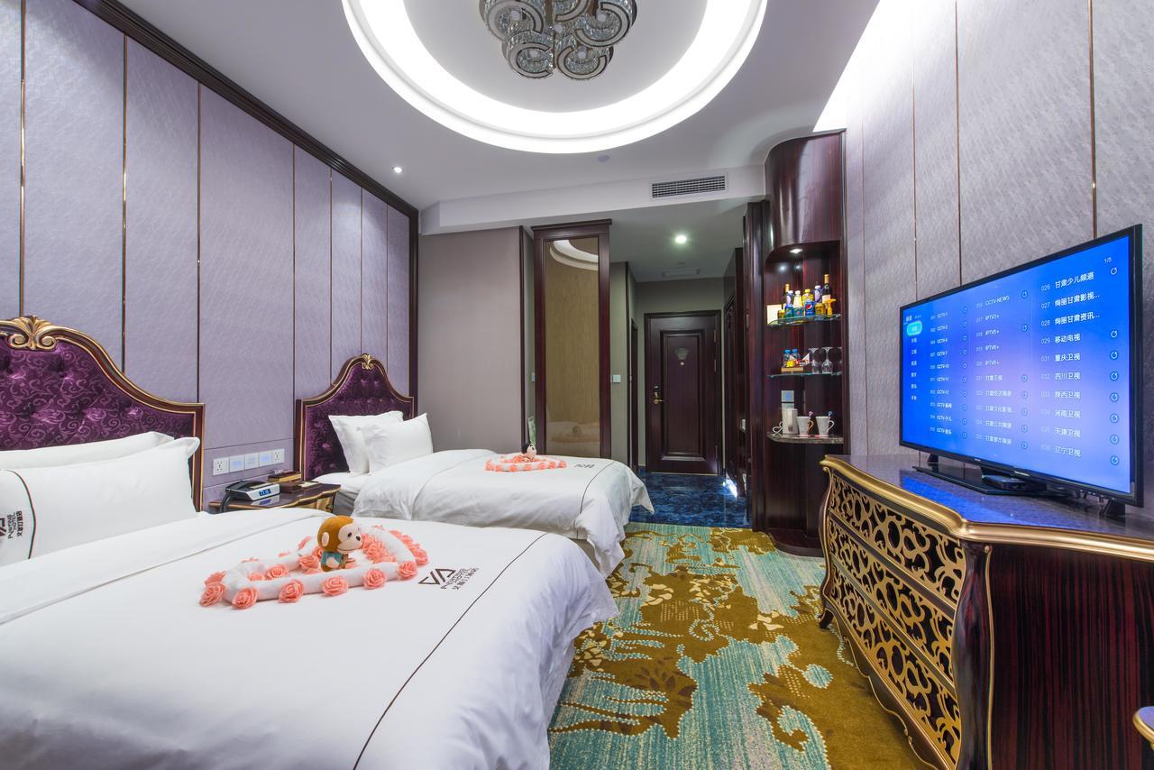Dunhuang Isiting Hotel エクステリア 写真