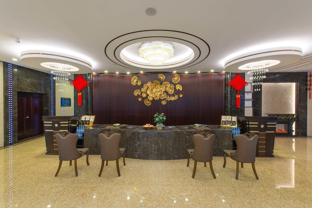 Dunhuang Isiting Hotel エクステリア 写真